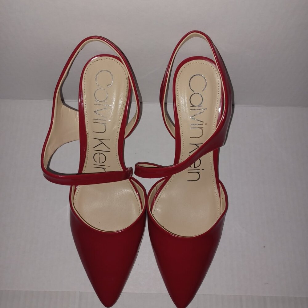 CALVIN KLEIN GEENA RED FAUX PATENT LEATHER SLINGBACK PUMPS - Picture 7 of 10